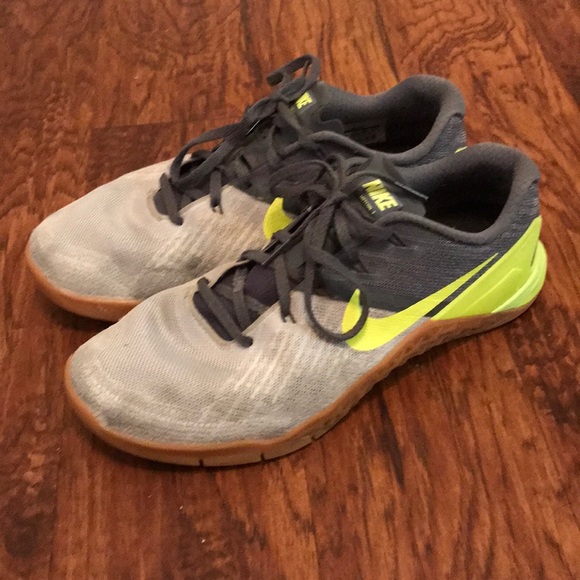 nike metcon 3 grey